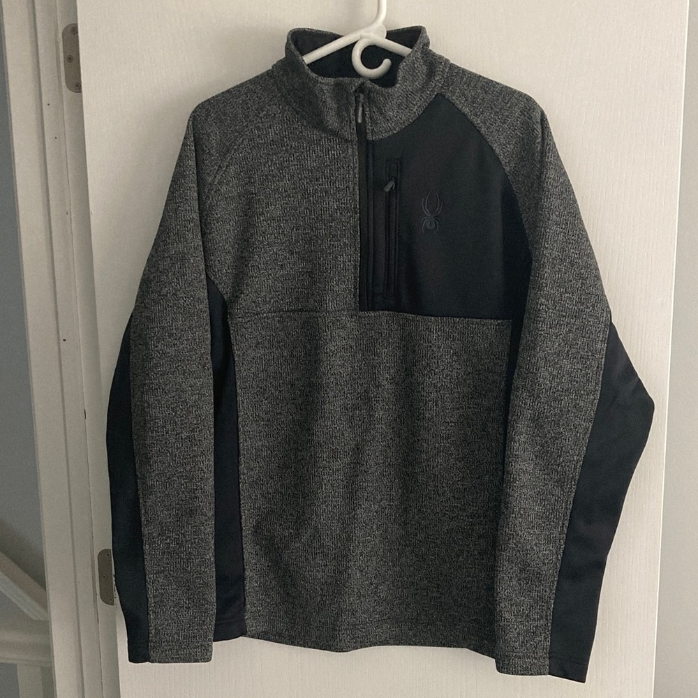 Spyder men’s Black and Gray Zip-Up pullover Jacket Large
